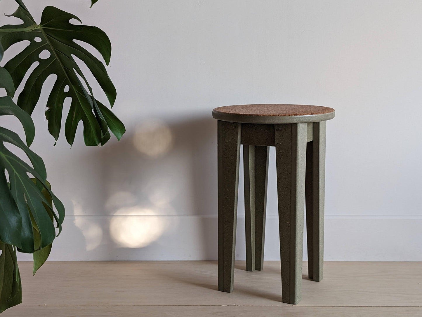 The stool in MDF