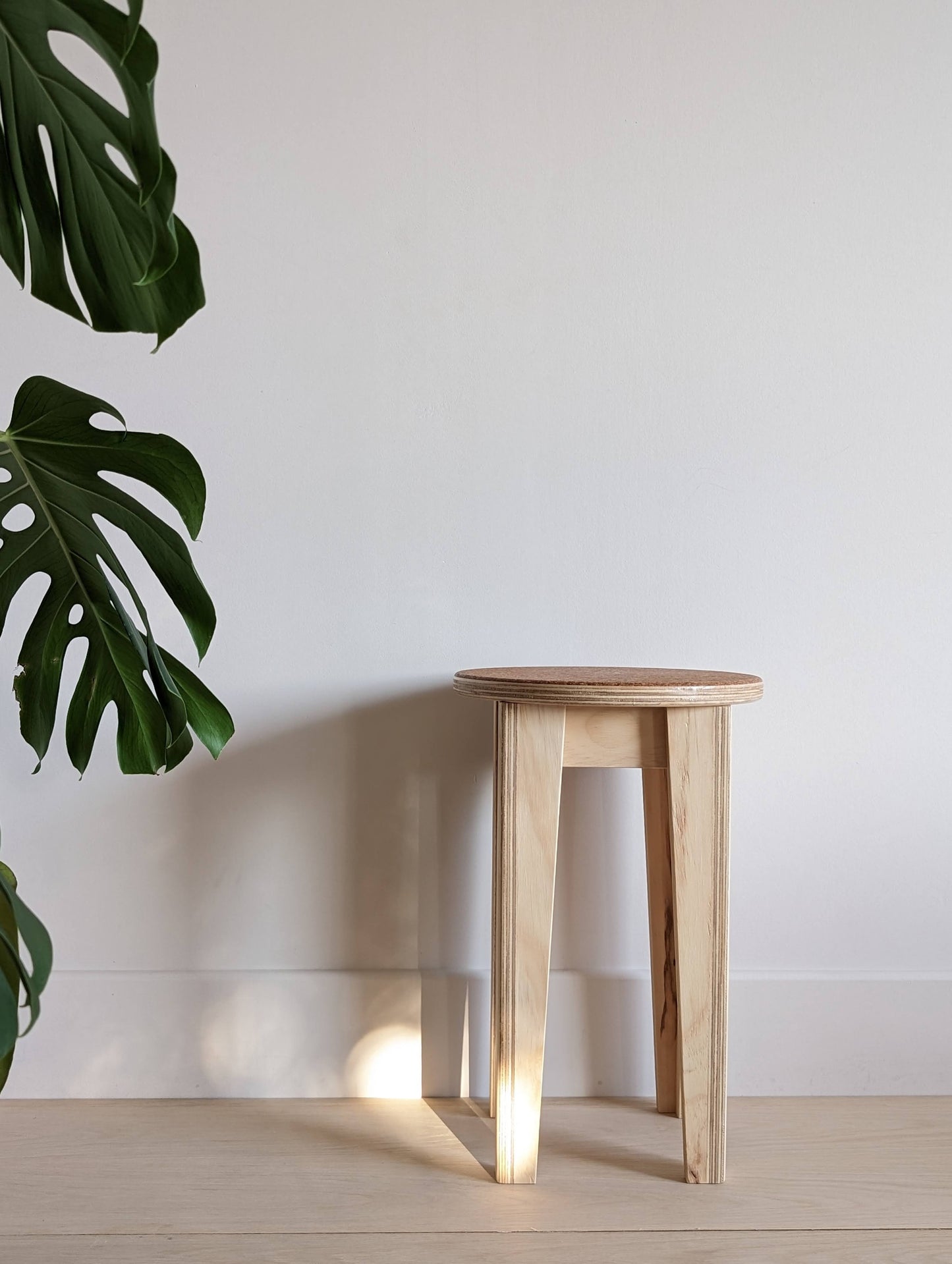 The stool in plywood